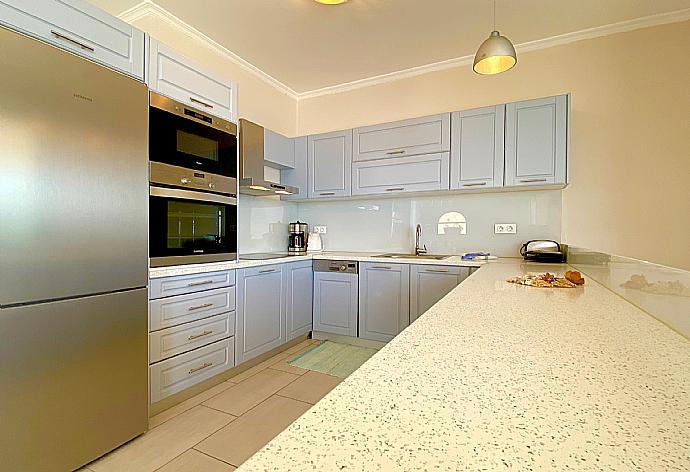  . - Kalami Beach Luxury Villa . (Photo Gallery) }}