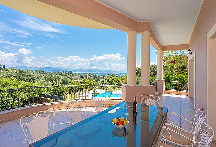 Terrace with views of sea and countryside . - Villa Denise . (Photo Gallery) }}
