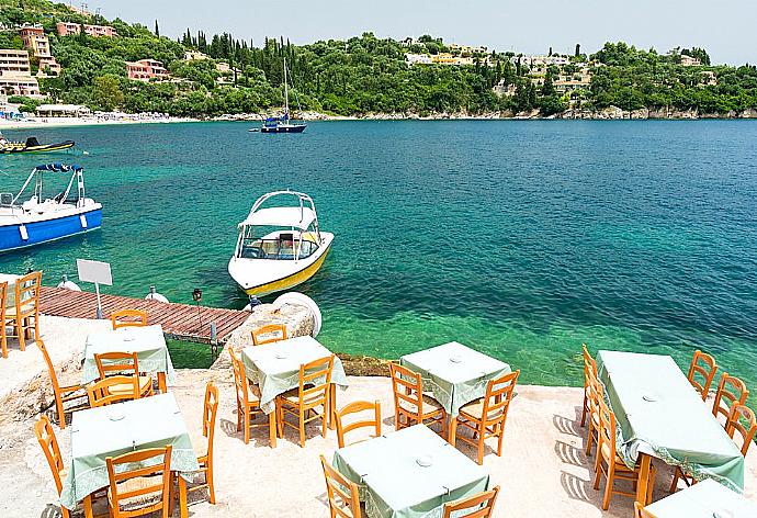 Seafront Taverna/Restaurant . - Villa Konstantinos . (Galerie de photos) }}