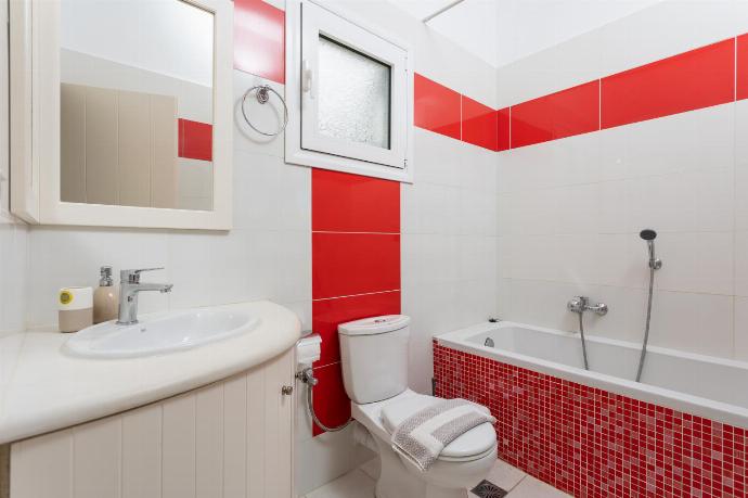  . - Villa Konstantinos . (Photo Gallery) }}