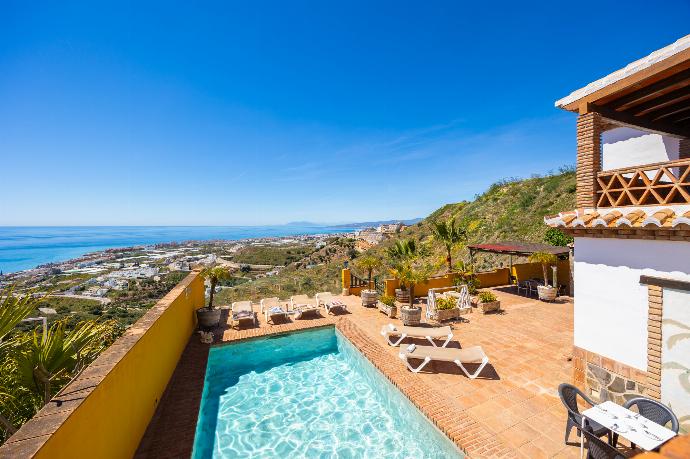 Private pool and terrace with sea views . - Villa Benizan . (Photo Gallery) }}