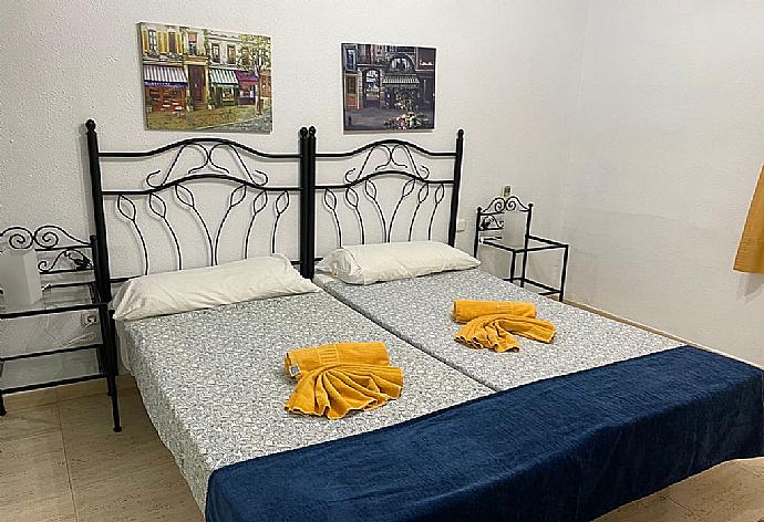 Double bedroom . - Jardines Apartment 2 . (Photo Gallery) }}