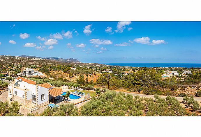 Aerial view of Villa Thea . - Villa Thea . (Galería de imágenes) }}