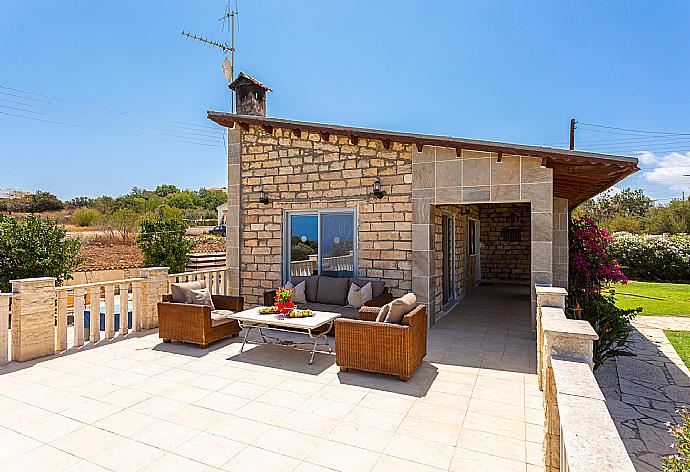 Terrace area . - Villa Stone House . (Galerie de photos) }}