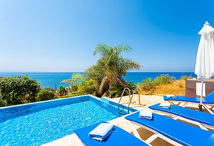 Private infinity pool and terrace with panoramic sea views . - Villa Mermaid . (Photo Gallery) }}