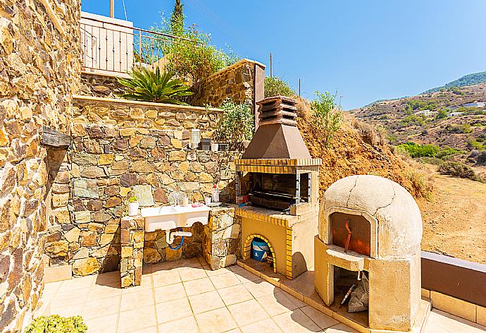 Terrace area with BBQ . - Villa Mermaid . (Photo Gallery) }}