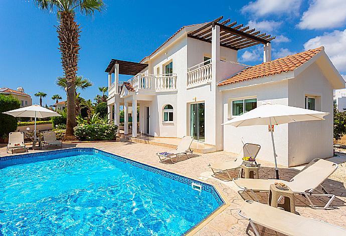 Beautiful villa with private pool and terrace . - Queens Paradise 6 . (Galería de imágenes) }}