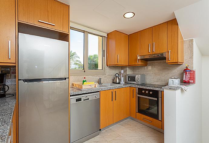 Equipped kitchen . - Villa Izabella . (Fotogalerie) }}