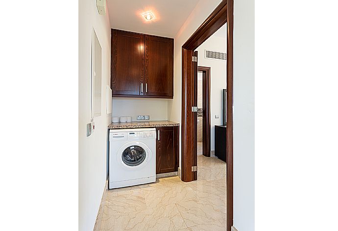 Laundry area . - Villa Galene . (Photo Gallery) }}