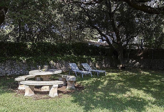 Garden area . - Villa Cielo . (Fotogalerie) }}