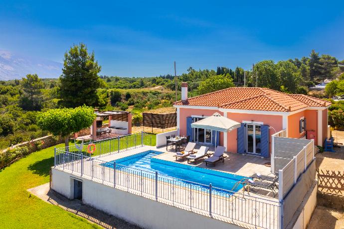 Beautiful villa with private pool and terrace with views . - Villa Europe Ena . (Photo Gallery) }}