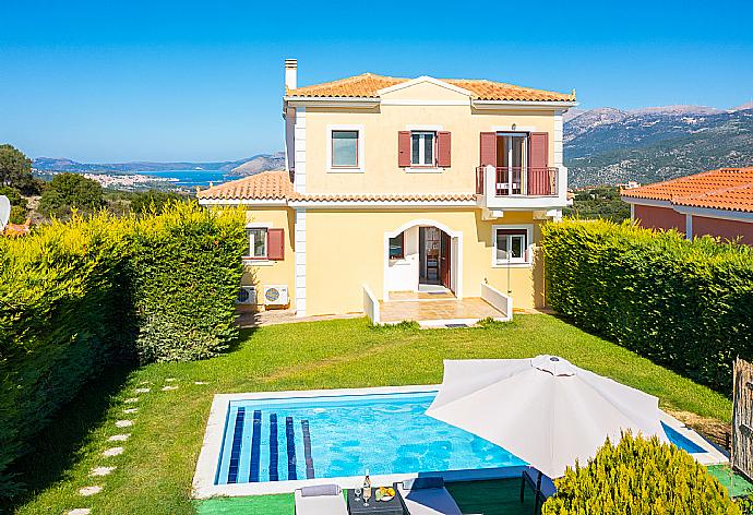 Aerial view of Villa Europe Thia . - Villa Europe Thia . (Photo Gallery) }}