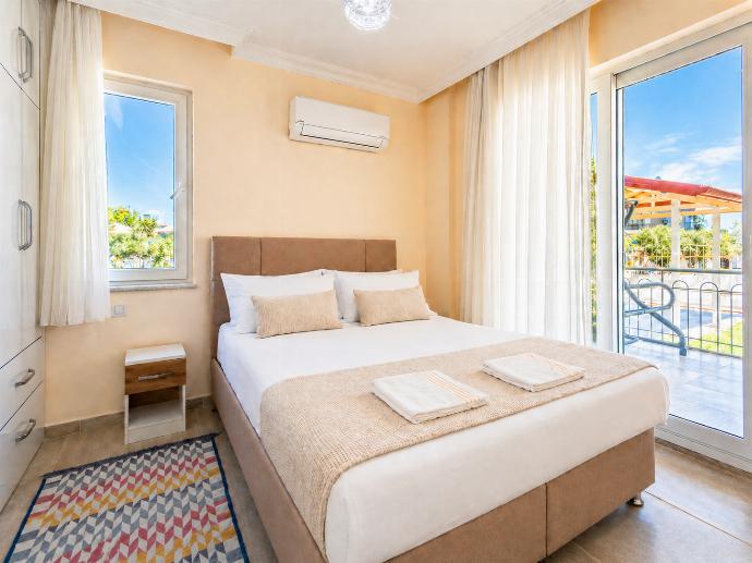  . - Villa Veli . (Photo Gallery) }}