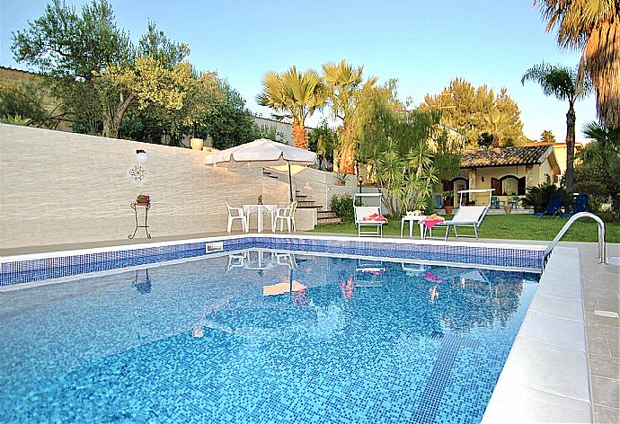 Beautiful villa with private pool and terrace . - Villa Aster . (Galerie de photos) }}