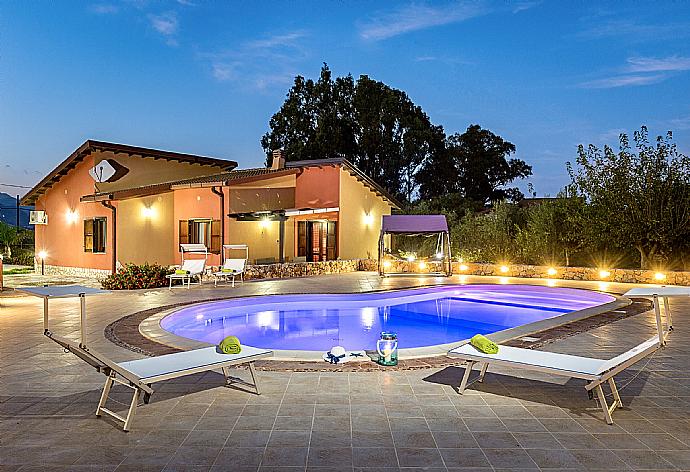 Beautiful villa with private pool and terrace . - Villa Camelia . (Galleria fotografica) }}