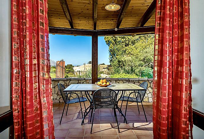 Terrace area . - Villa Camelia . (Galería de imágenes) }}