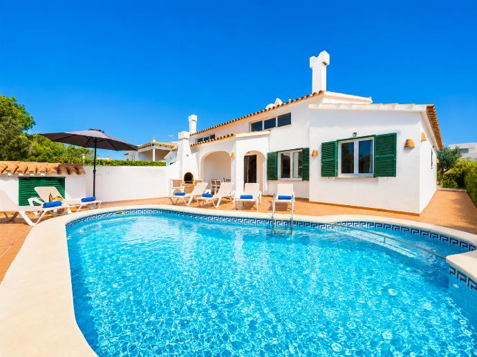 ,Beautiful villa with private pool and terrace . - Eulalia Uno . (Galleria fotografica) }}