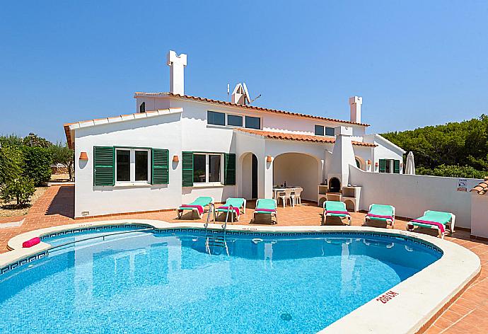 ,Beautiful villa with private pool and terrace . - Eulalia Dos . (Галерея фотографий) }}