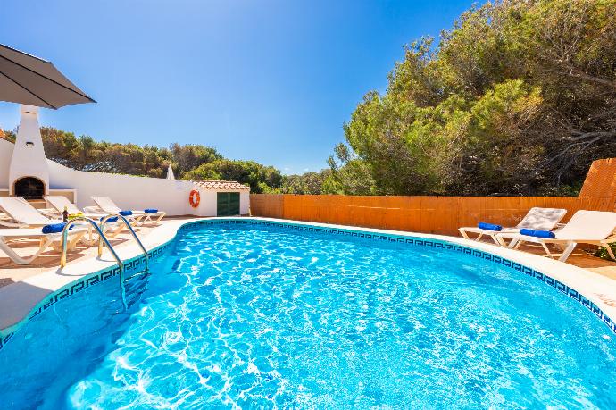 Private pool and terrace . - Eulalia Dos . (Fotogalerie) }}