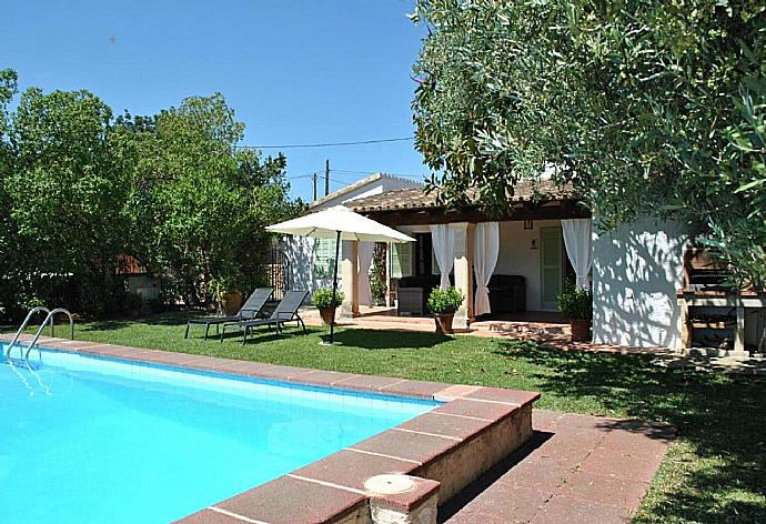 Beautiful villa with private pool, terrace, and garden . - Villa Eternidad . (Fotogalerie) }}