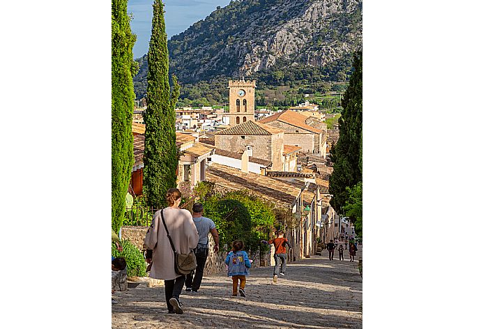 Pollensa . - Villa Eternidad . (Galleria fotografica) }}