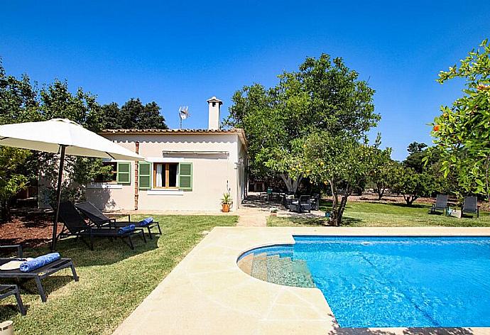 Beautiful villa with private pool, terrace, and garden . - Villa Angel . (Photo Gallery) }}