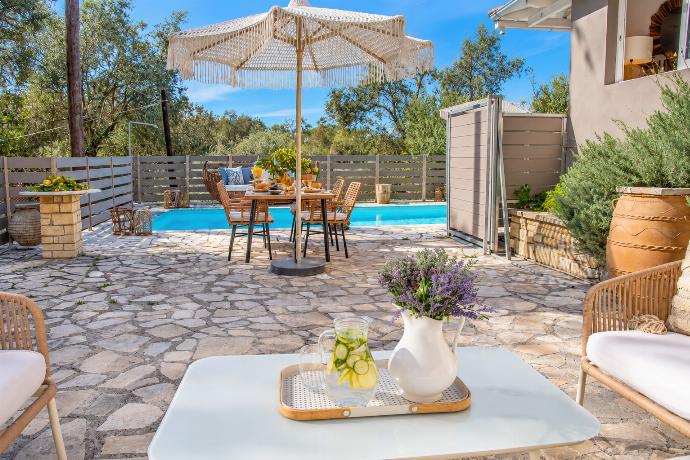 Dimitris Cottage