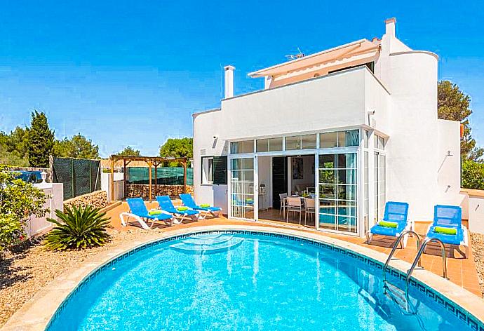 Beautiful villa with private pool and terrace . - Villa Mestral . (Fotogalerie) }}