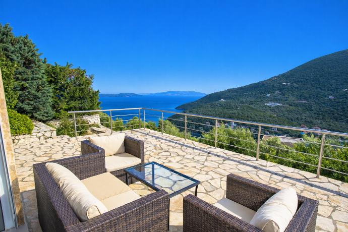  . - Villa Faneromeni . (Galerie de photos) }}