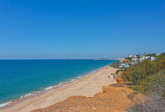 Vale De Lobo . - Villa Oceano . (Galleria fotografica) }}