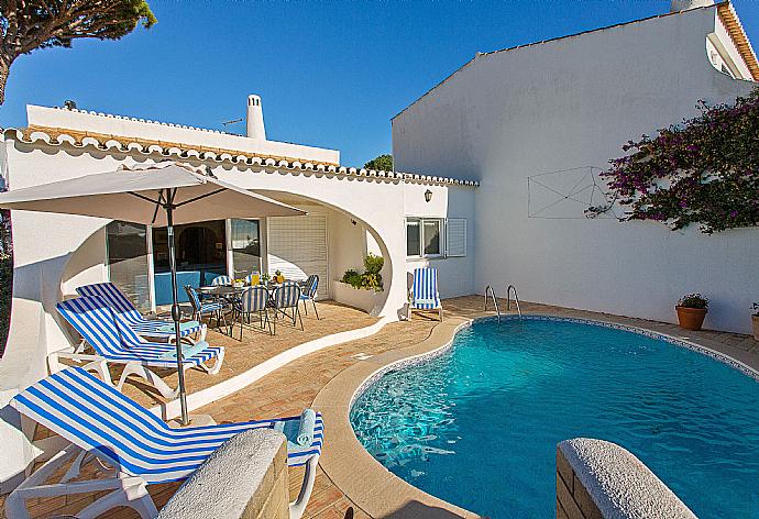 Beautiful villa with private pool and terrace area . - Villa Oceano . (Galería de imágenes) }}