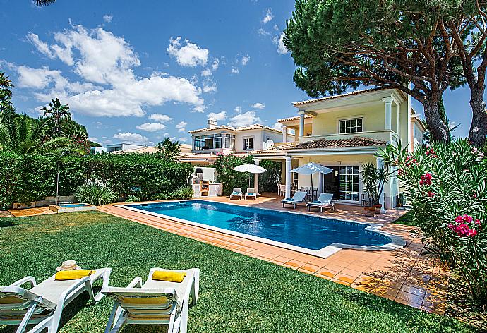 ,Beautiful villa with private pool and terrace area. . - Villa Bela Vista . (Photo Gallery) }}