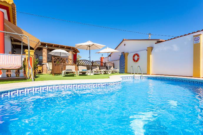 Private pool and terrace with panoramic sea views . - Villa Cortijo Martin . (Photo Gallery) }}