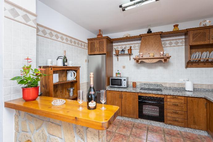 Equipped kitchen . - Villa Cortijo Martin . (Galleria fotografica) }}