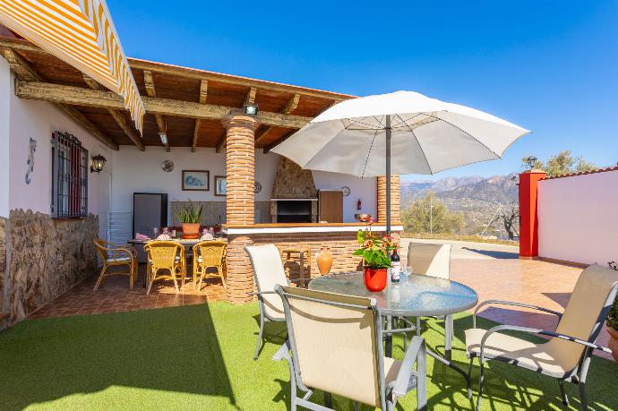 Terrace area . - Villa Cortijo Martin . (Galerie de photos) }}