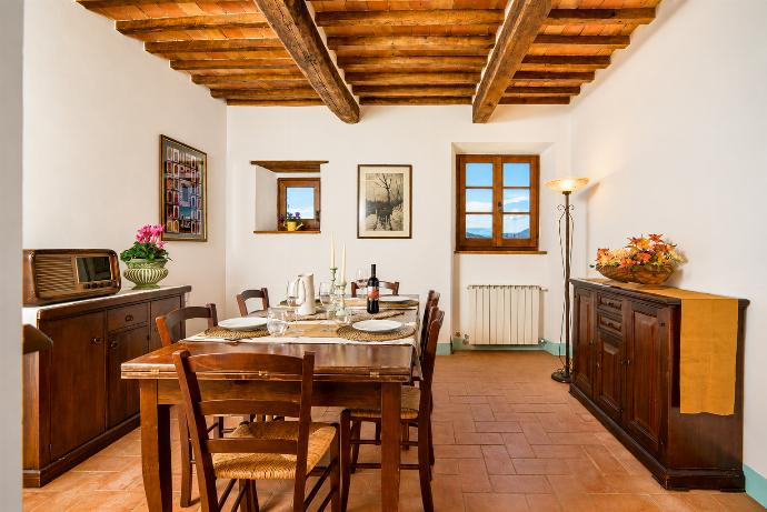 Dining room . - Casale Donatelli . (Photo Gallery) }}