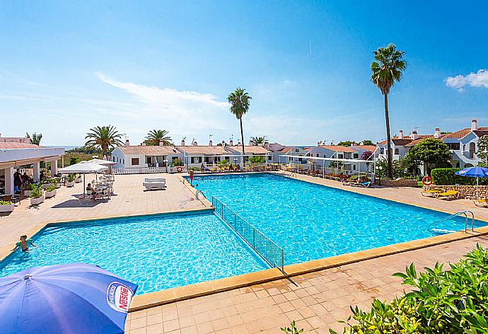 Beautiful apartment with shared pool, terrace, garden and sea views . - Barber Apartment . (Galería de imágenes) }}