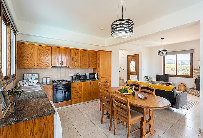 Equipped kitchen . - Villa Sunset . (Fotogalerie) }}