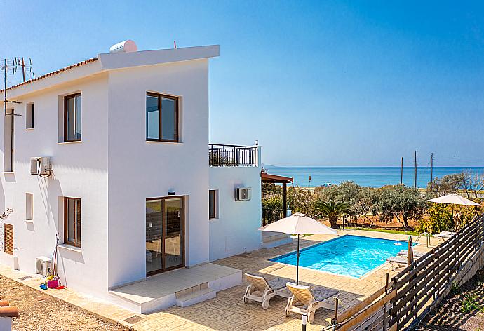 Beautiful villa with private pool, terrace, and garden with panoramic sea views . - Villa Sunset . (Fotogalerie) }}