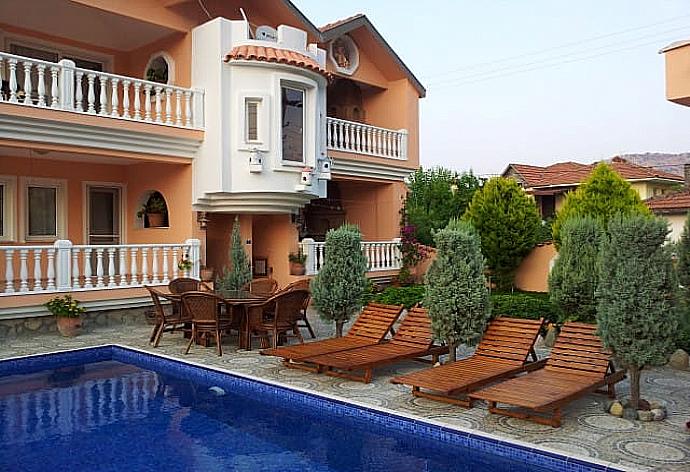 Beautiful private villa with private pool . - Dalyan Palace . (Fotogalerie) }}