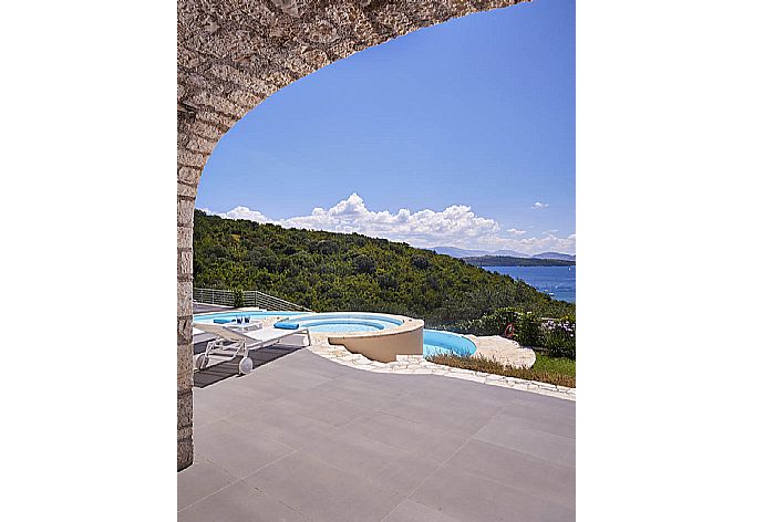 Beautiful sea view private villa with private pool and jacuzzi . - Villa Tatiana . (Galerie de photos) }}