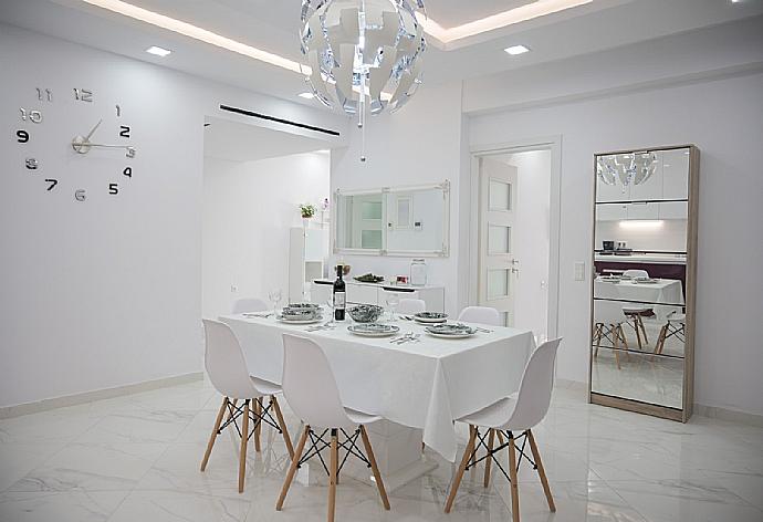 Dining area . - Villa Diamonds . (Galerie de photos) }}