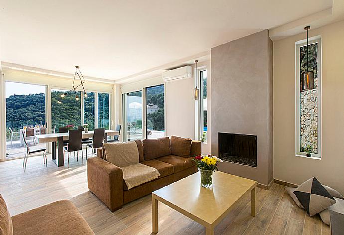 Open plan living room . - Villa Rana . (Photo Gallery) }}