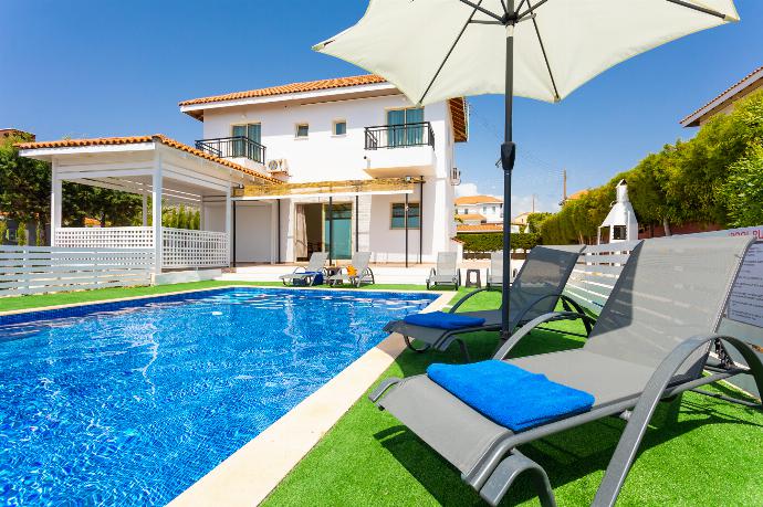 Beautiful villa with private pool and terrace with sea views . - Villa Solon . (Galleria fotografica) }}