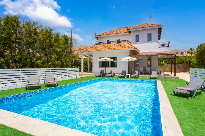 Beautiful villa with private pool and terrace with sea views . - Villa Aristotle . (Photo Gallery) }}