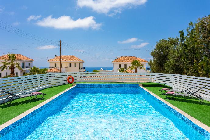 Private pool and terrace with sea views . - Villa Aristotle . (Galleria fotografica) }}