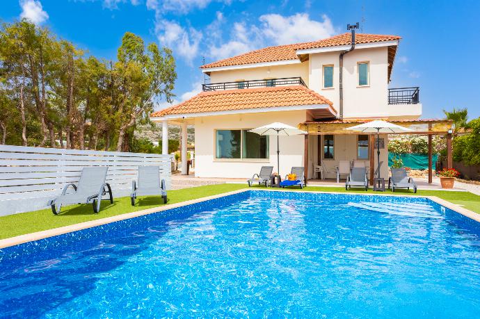 Beautiful villa with private pool and terrace with sea views . - Villa Archimedes . (Galerie de photos) }}