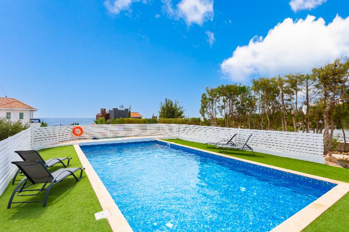 Private pool and terrace with sea views . - Villa Archimedes . (Galería de imágenes) }}
