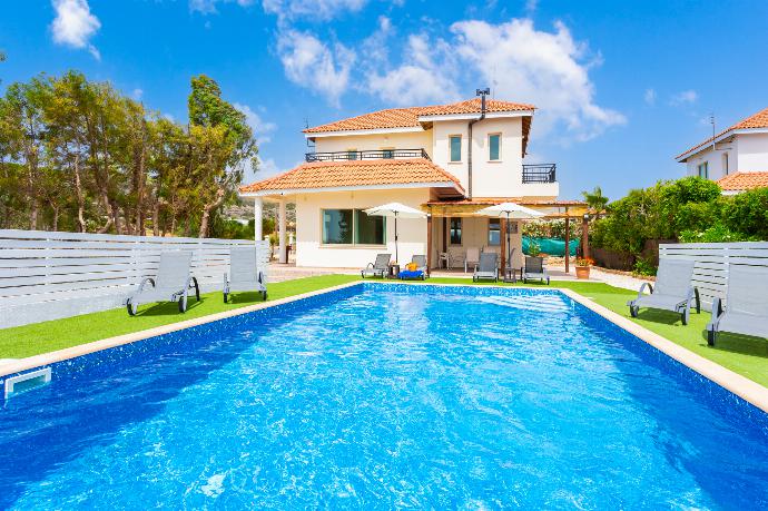Beautiful villa with private pool and terrace with sea views . - Villa Archimedes . (Galerie de photos) }}