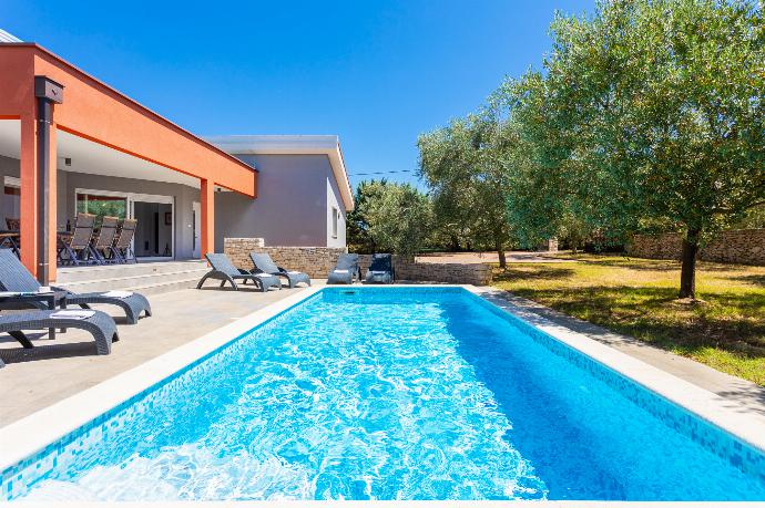 Beautiful villa with private pool and terrace . - Villa Krnica . (Galería de imágenes) }}